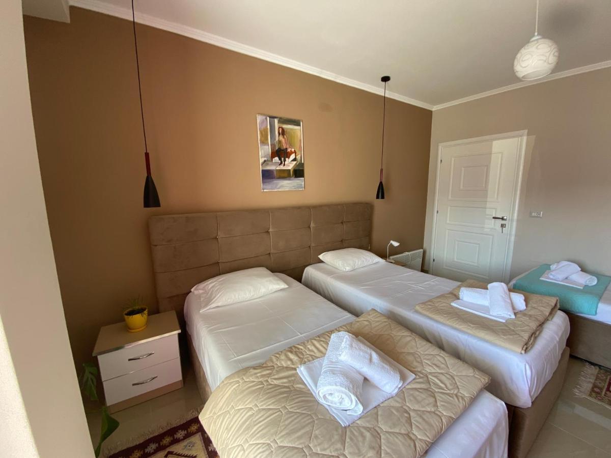 Guest'S Apartament Pogradec Exterior photo