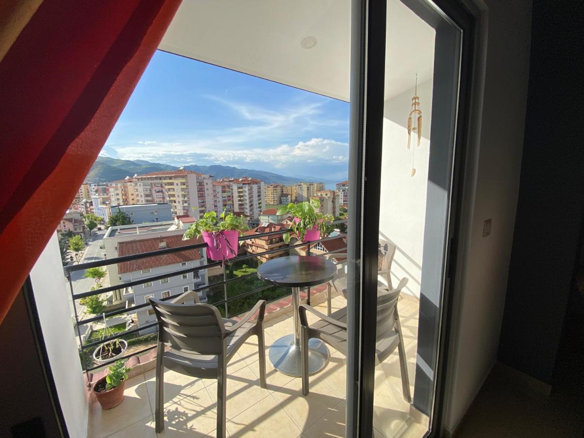 Guest'S Apartament Pogradec Exterior photo