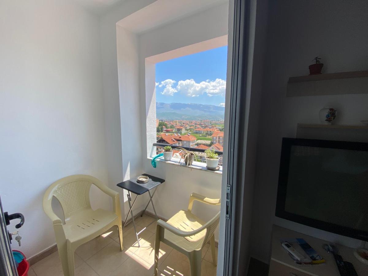Guest'S Apartament Pogradec Exterior photo