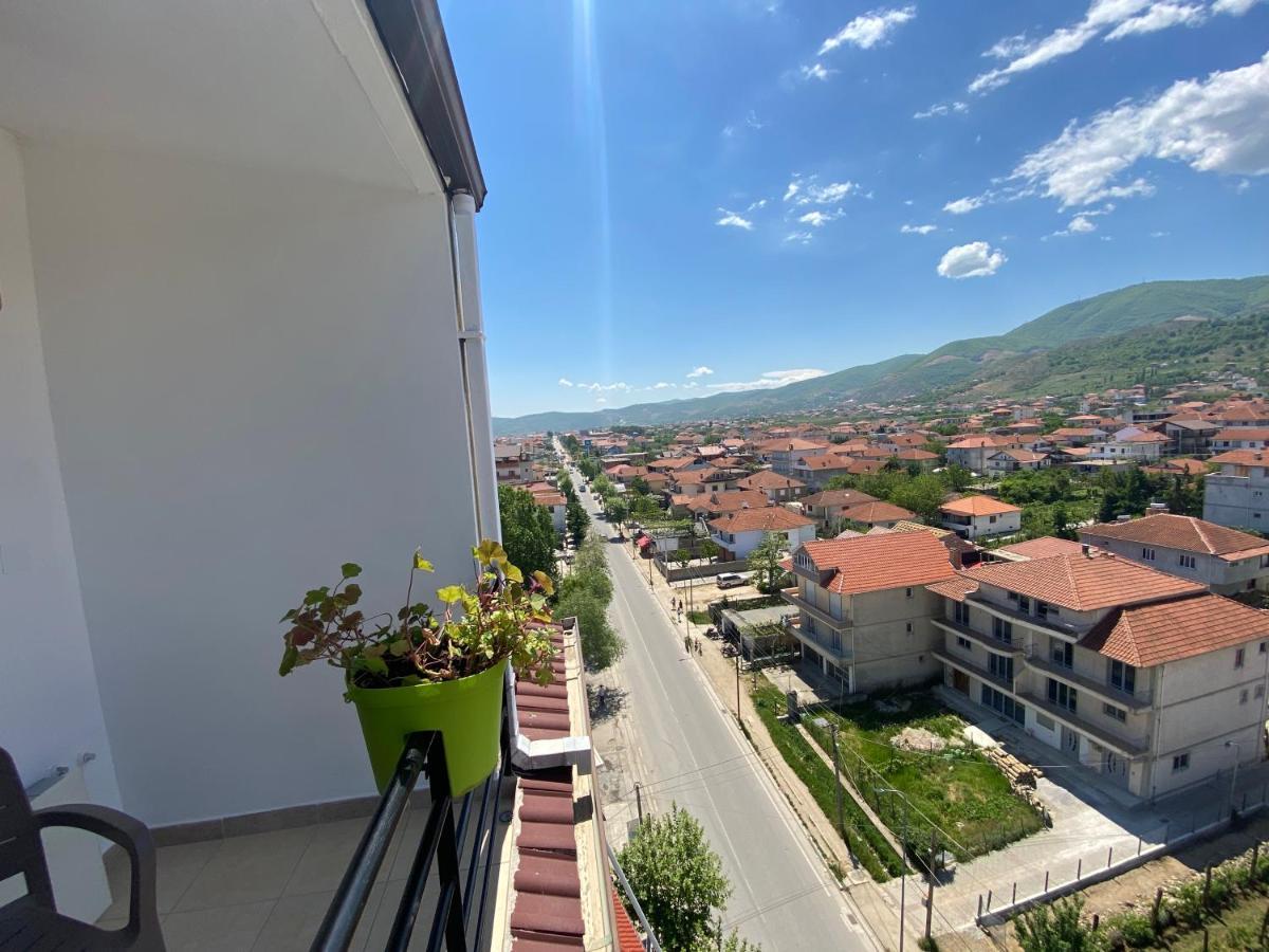 Guest'S Apartament Pogradec Exterior photo