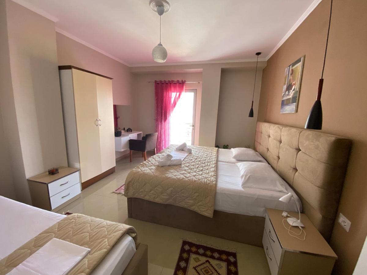 Guest'S Apartament Pogradec Exterior photo