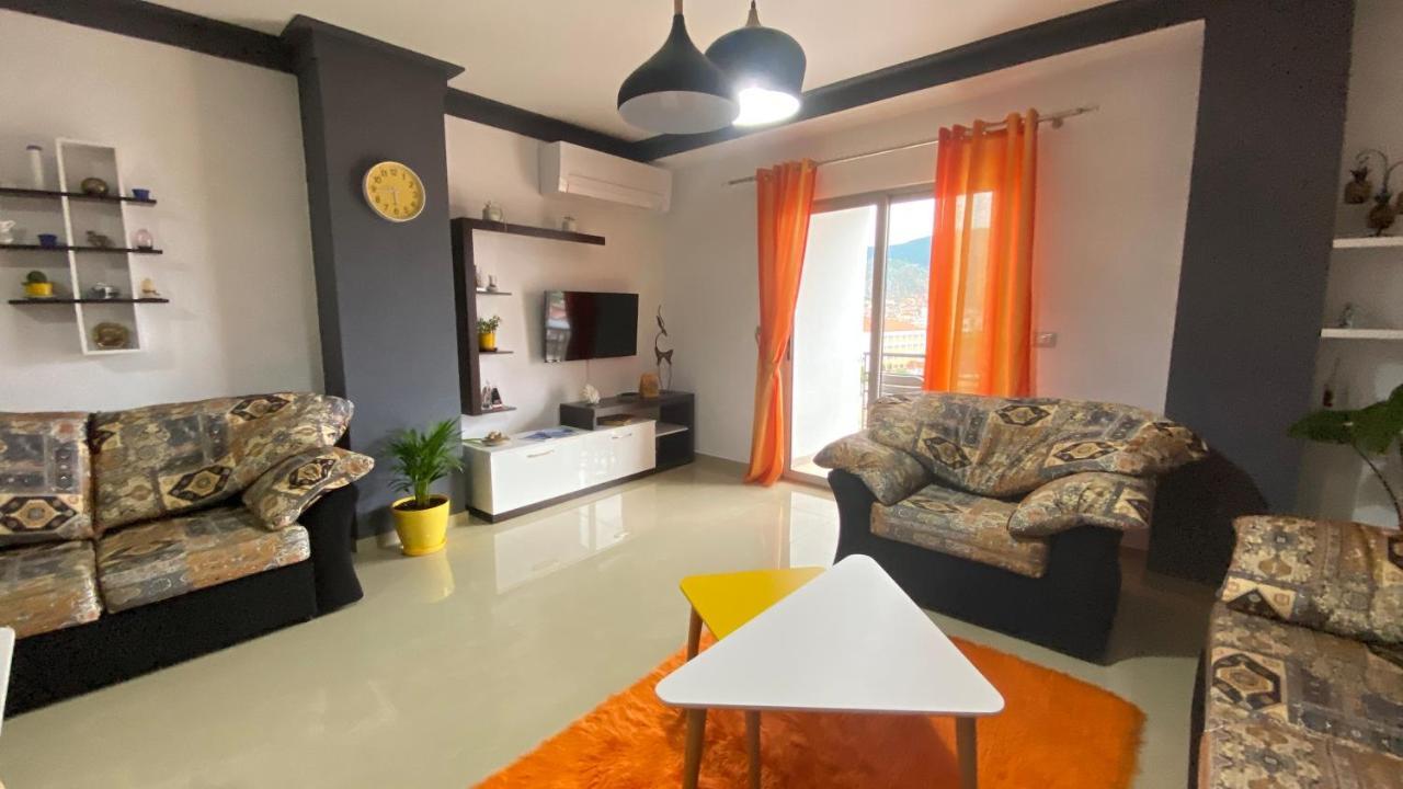 Guest'S Apartament Pogradec Exterior photo