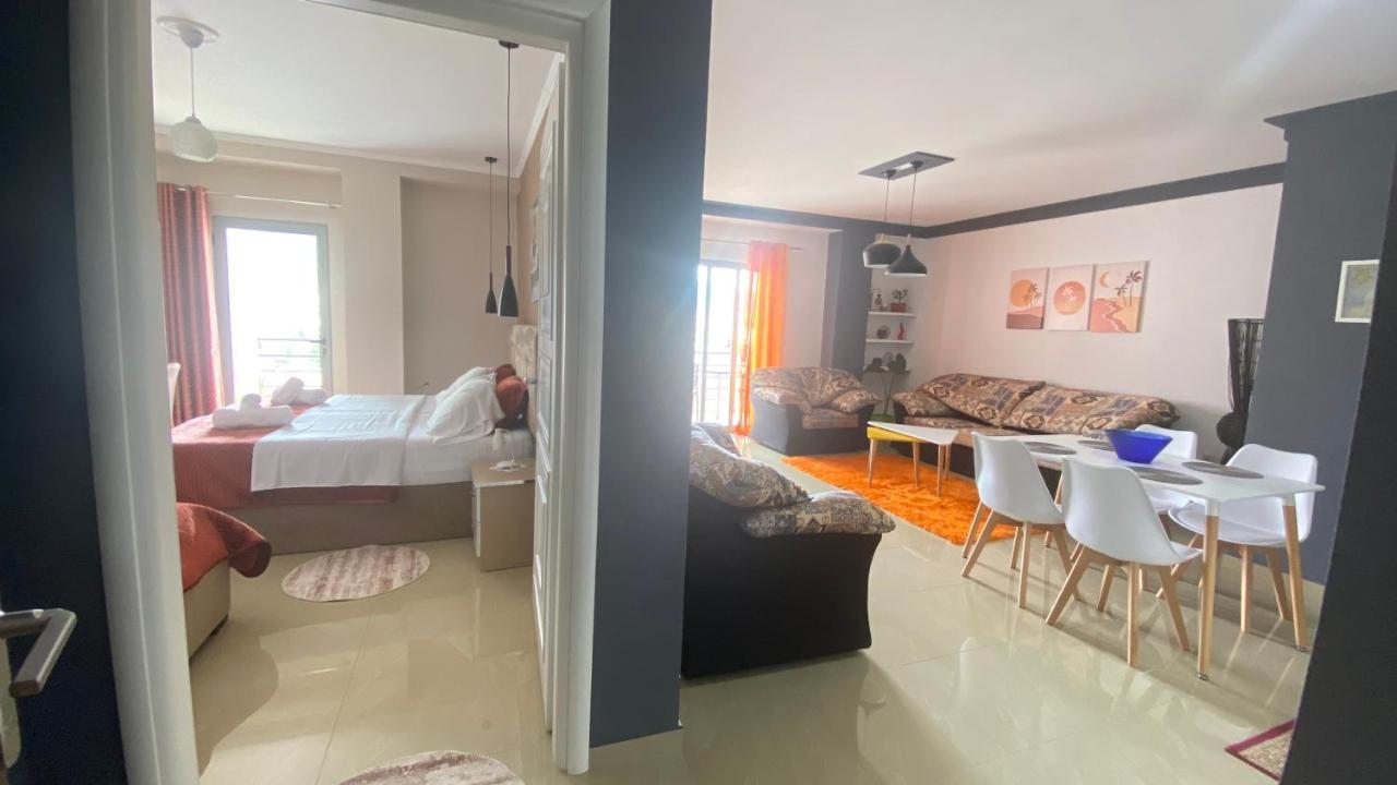 Guest'S Apartament Pogradec Exterior photo