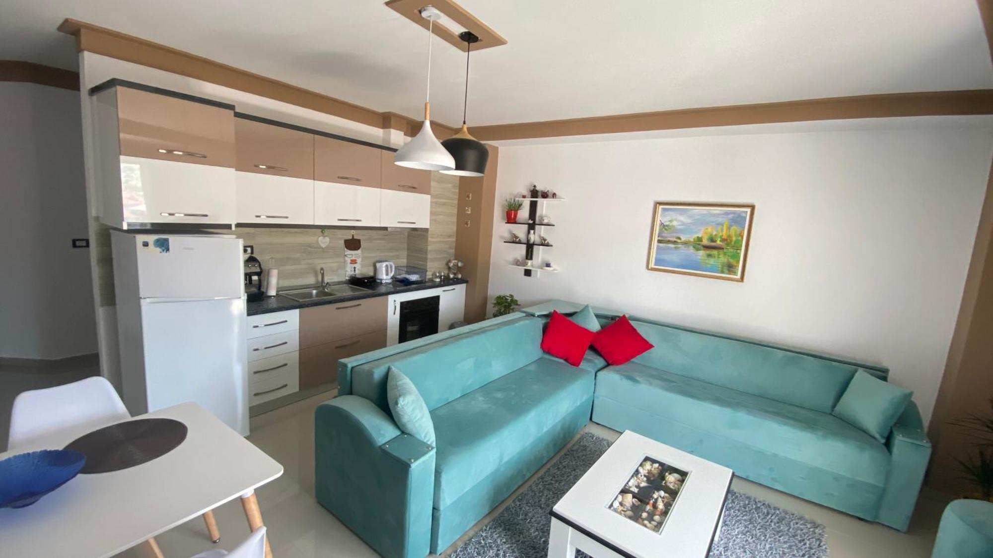 Guest'S Apartament Pogradec Exterior photo