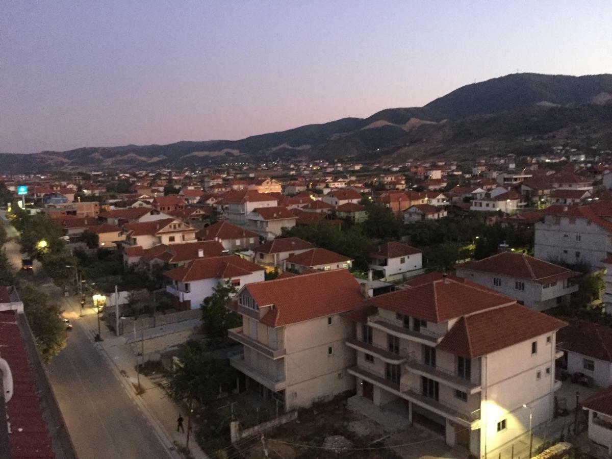 Guest'S Apartament Pogradec Exterior photo